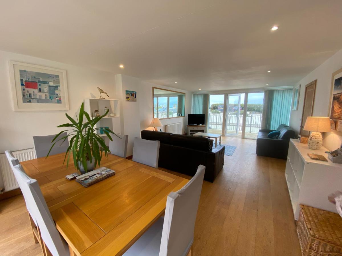 Ohana House - Unbeatable Location - Uk'S Best Beaches New Quay Екстериор снимка
