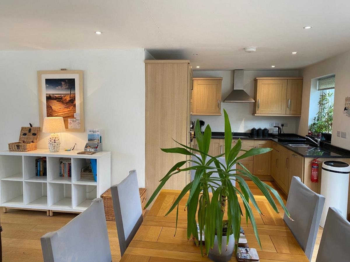 Ohana House - Unbeatable Location - Uk'S Best Beaches New Quay Екстериор снимка
